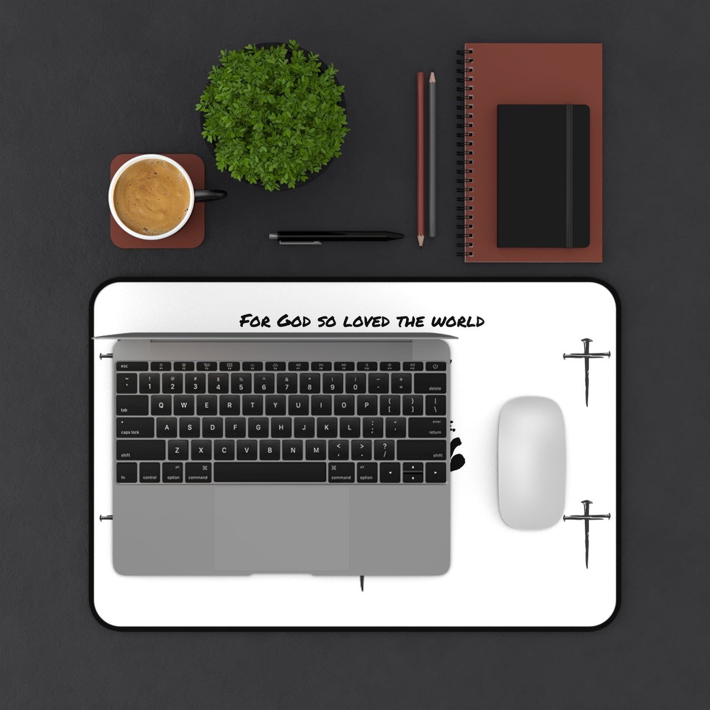 John 3:16 Desk Mat